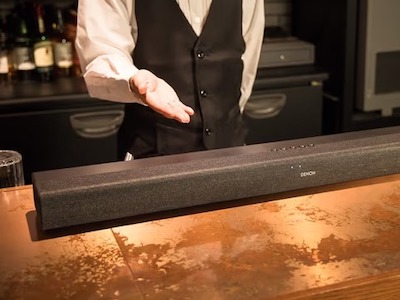 スマホの音が迫力のクオリティに。老舗ブランドDenonのサウンドバー