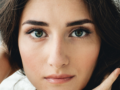 あなたの目ヂカラ、もっと強く。