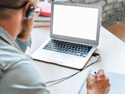 「なんとなくAI」卒業! “問い”を鍛える『GLOBIS 学び放題』厳選動画4選