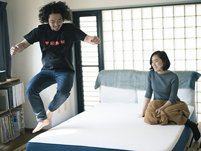 就寝時間が異なる夫婦におすすめのマットレスがこちら