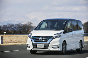 セレナには「未来の運転機能」が搭載されている