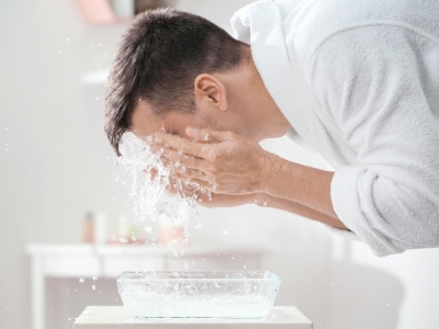 肌トラブルの原因は「マスク」と「洗いすぎ」！これだけはやってほしいセルフケア