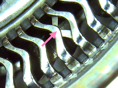 これ何の拡大画像か分かりますか？ 特に矢印の部分に注目です