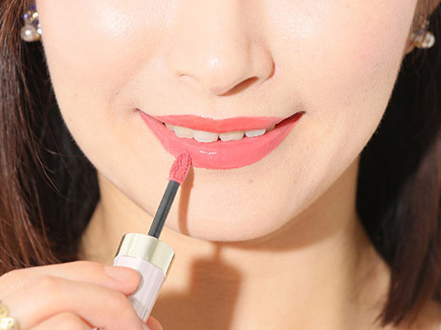 「話しかけづらい…」のオーラ変えたい。リップカラーでイメージチェンジ