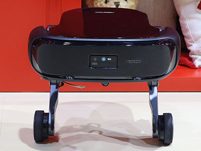 6万円弱で買える新型3D VRカメラ「Insta360 EVO」が日本上陸 ── 180 6万円弱で買える新型3D VRカメラ「Insta360 EVO」が日本上陸 ── 180