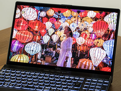 いまPCを選ぶなら。ディスプレイにこだわりたい