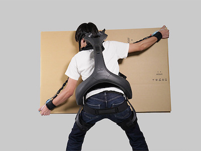 体の負担を10kg軽減。「着るロボット」の全貌