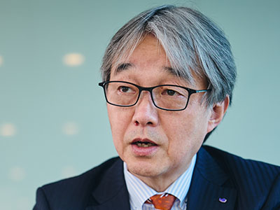 日本1万人、アメリカ2万人いるALS患者。治療における課題と必要なサポートとは