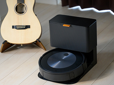 もう掃除前の片付けはいらない。新しいルンバはモノまみれでモノグサな僕にもぴったりだった