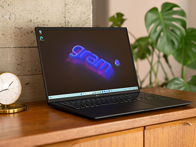 AI時代だからこそ、ラップトップPCには薄型大画面モデルをオススメする理由