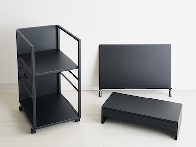 「山崎実業」で仕事部屋を整えたら、いいことばかり。思考が整理され、作業もはかどる