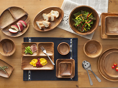 コスパよし。2,000円台でできるダイニングコーデ