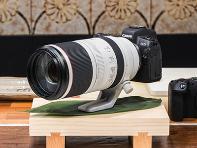 キヤノンが寿司屋を開いたら。活きのいいカメラとレンズを教えてくれるよ